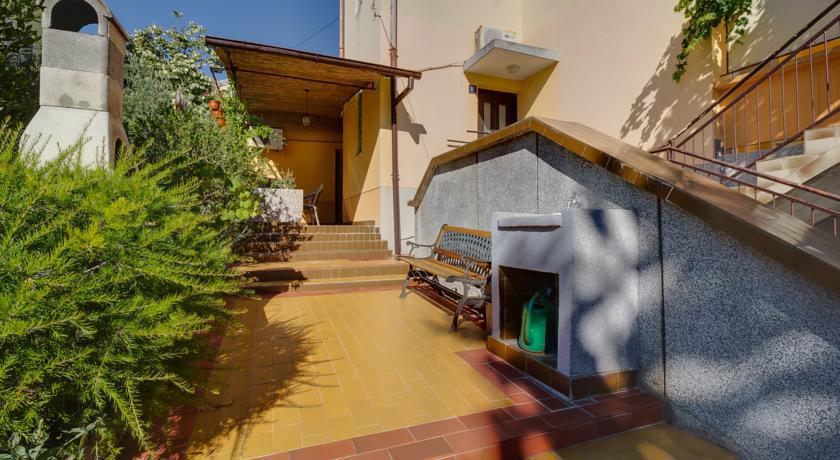 Apartment Oleander مالي لوشينغْ الغرفة الصورة