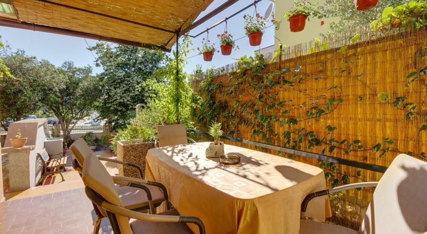 Apartment Oleander مالي لوشينغْ الغرفة الصورة
